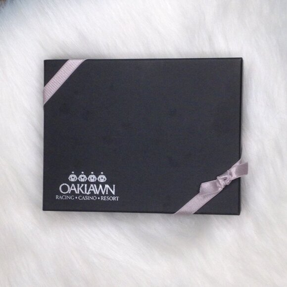 Oaklawn Racing Casino Luggage Tag Set (Brand New in Box) - Picture 1 of 5